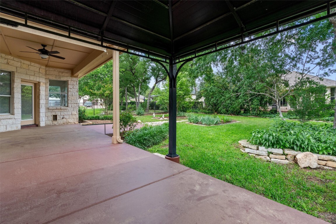 Property Photo:  105 Longhorn Cavern Cove  TX 78633 