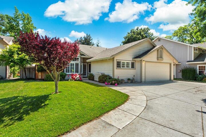 21 Autumn Creek Court  Napa CA 94559 photo