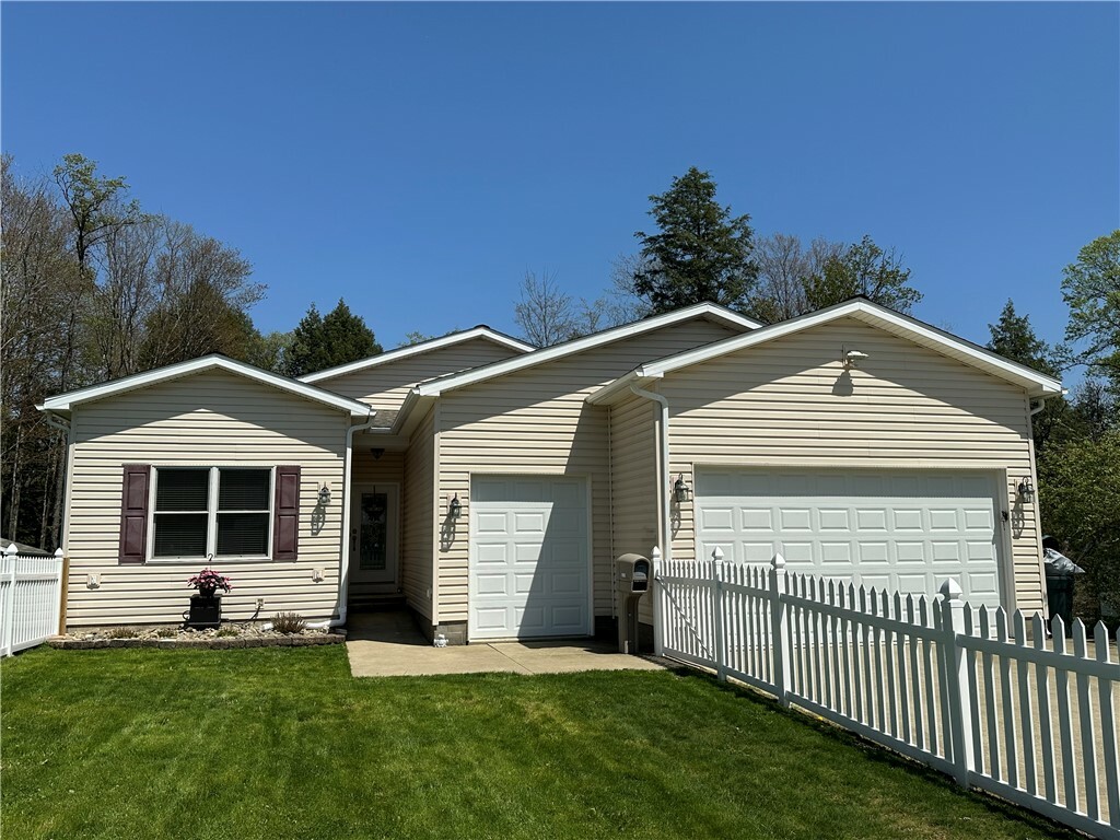 Property Photo: 910 Welsh Street PA 16735