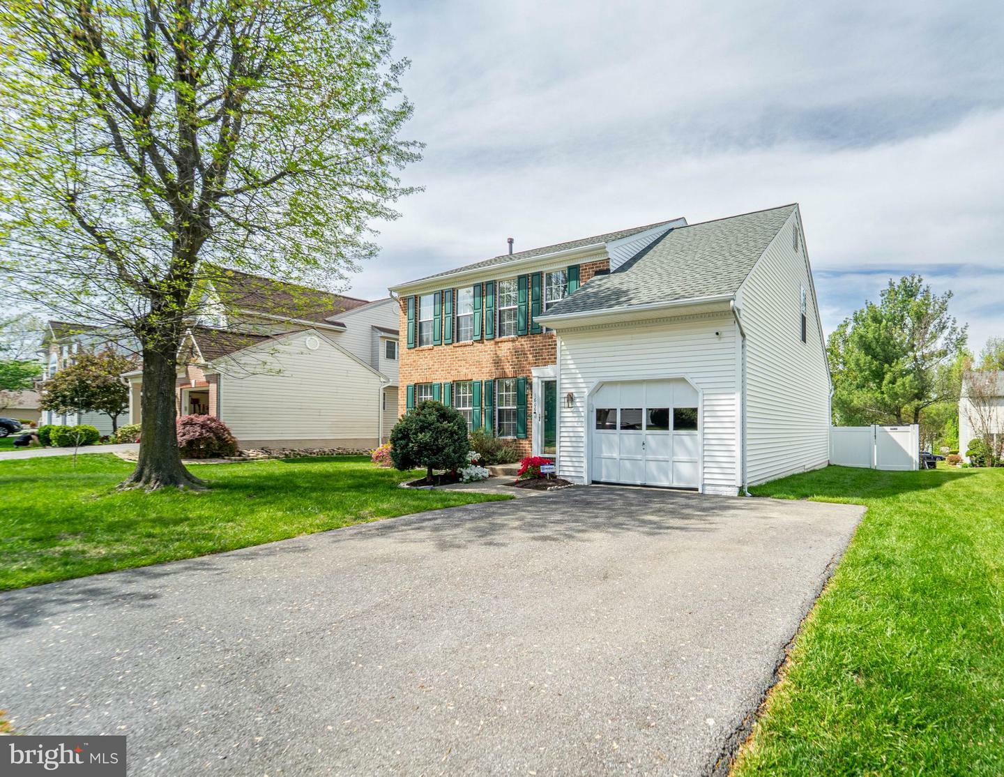 Property Photo: 1606 Sage Brush Court MD 21144