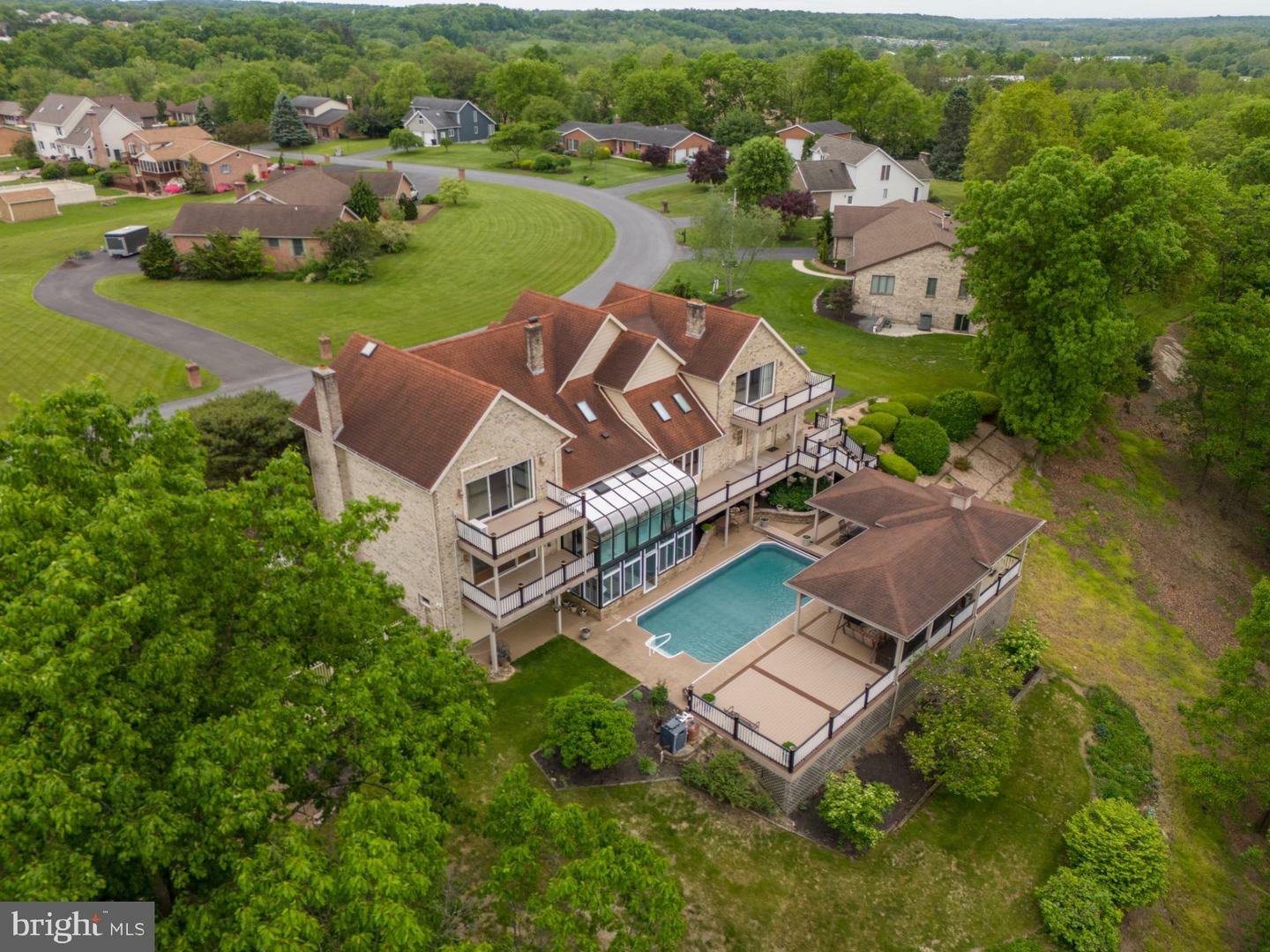 Property Photo: 245 Topaz Drive PA 17202