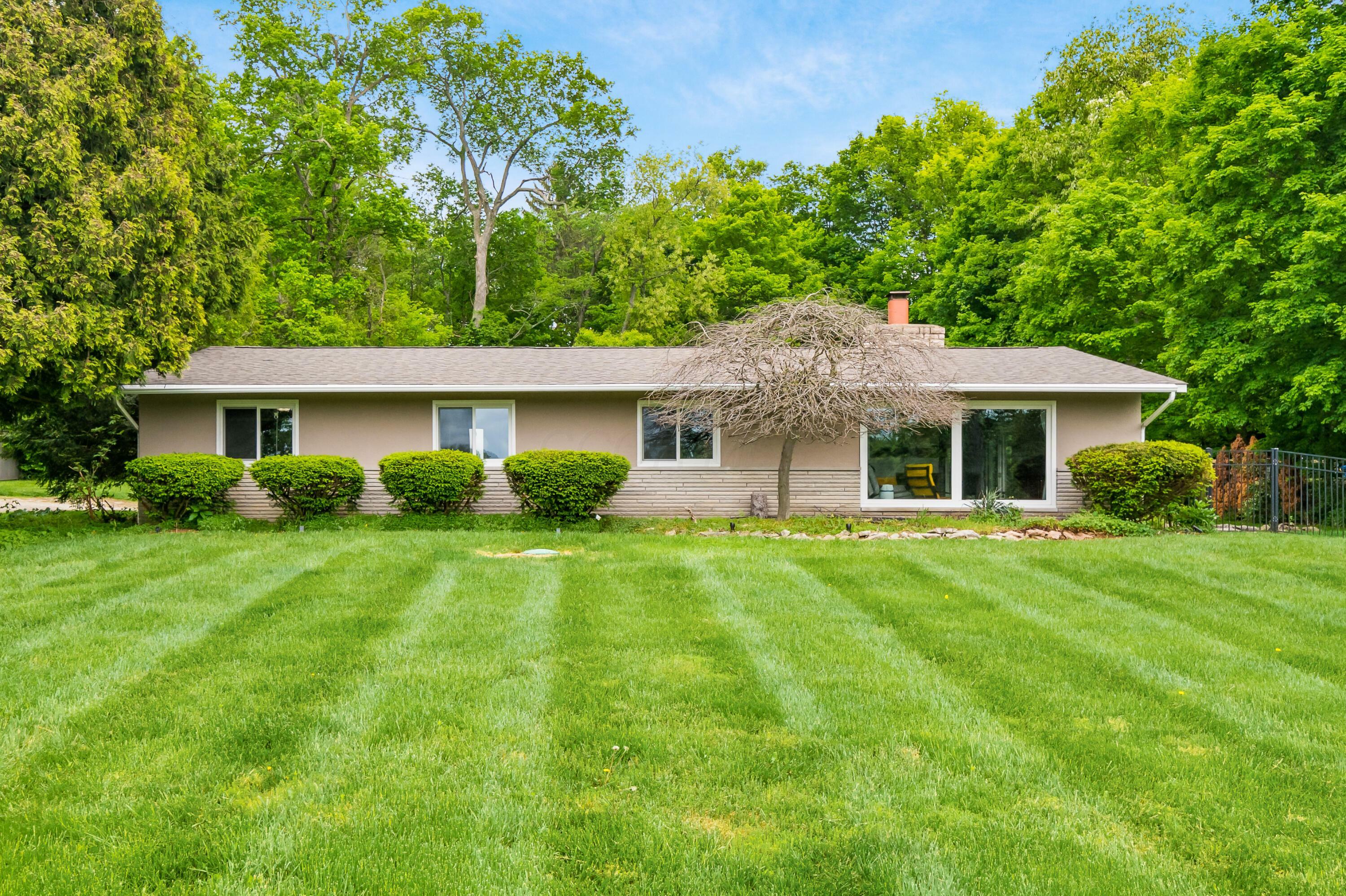 Property Photo: 7321 Riverside Drive OH 43065