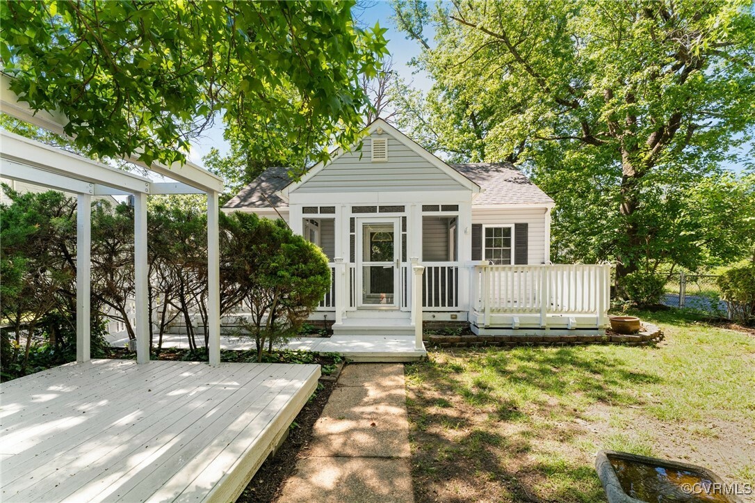 Property Photo: 1 E Magruder Street VA 23150