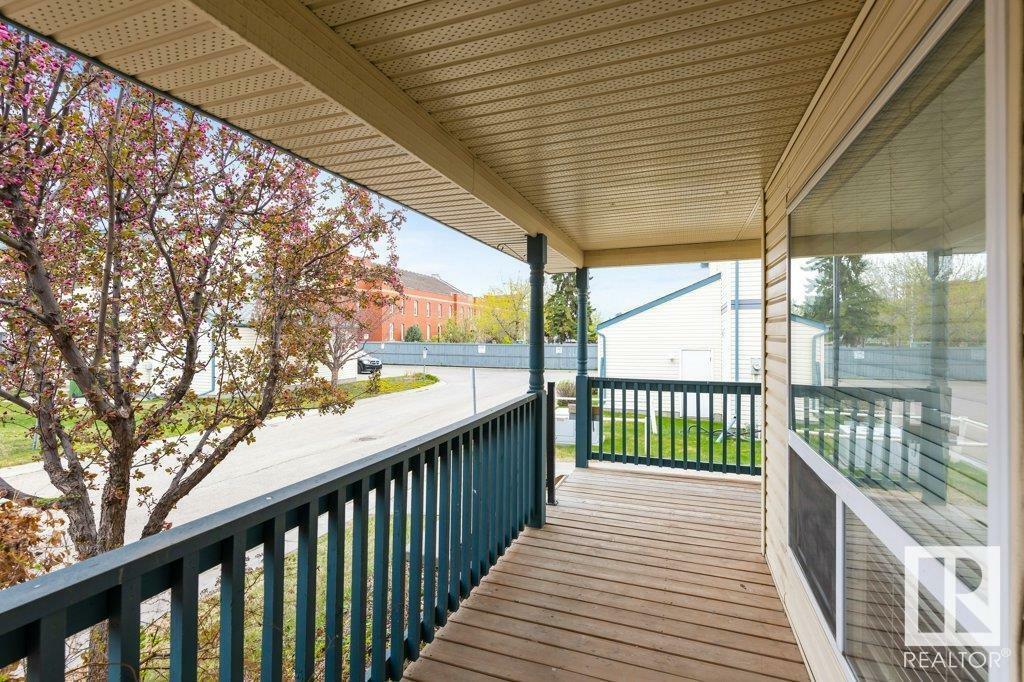 Property Photo: 10909 106 Street NW 12 AB T5H 4M7