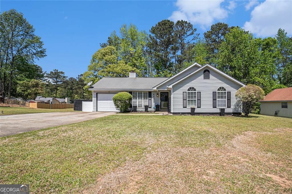 Property Photo: 1150 Bonita Circle GA 30238