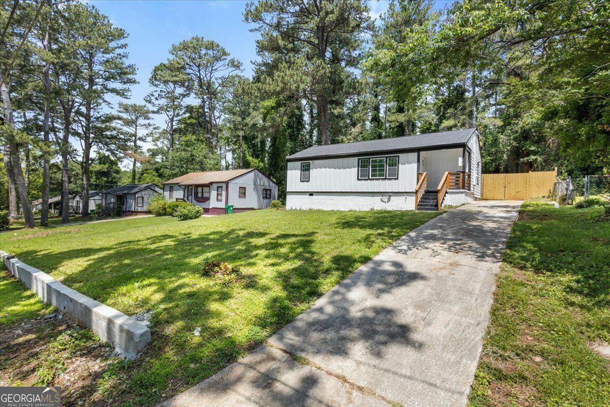 Property Photo:  4134 Burgess Drive  GA 30035 