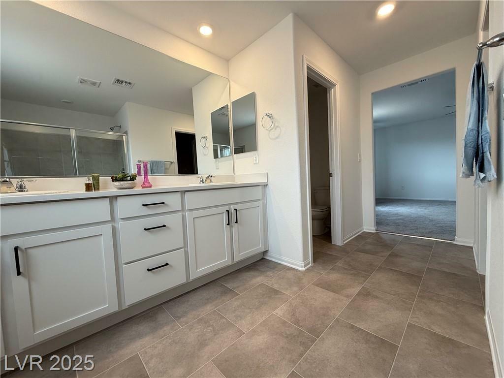 Property Photo: 7562 Quail Rock Avenue NV 89113