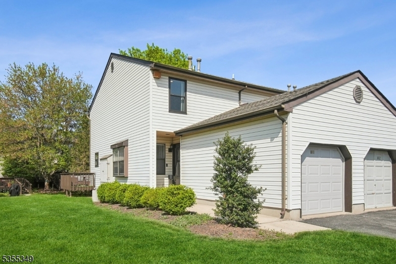 801 Poplar Ct  Raritan Twp. NJ 08822 photo