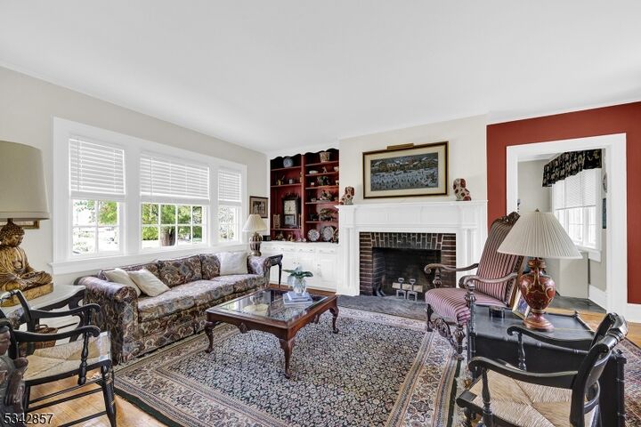 Property Photo:  12 N Hillside Ave  NJ 07928 