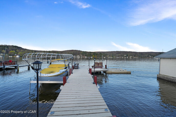Property Photo: 2633 Lakeside Drive PA 18618
