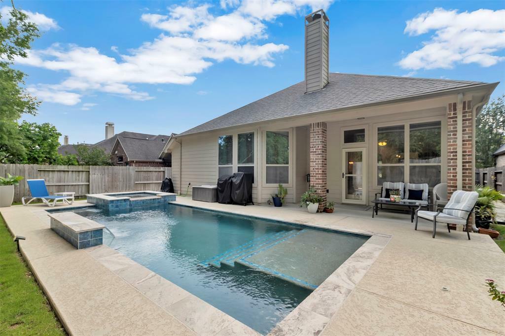 Property Photo: 17219 Rookery Court TX 77385