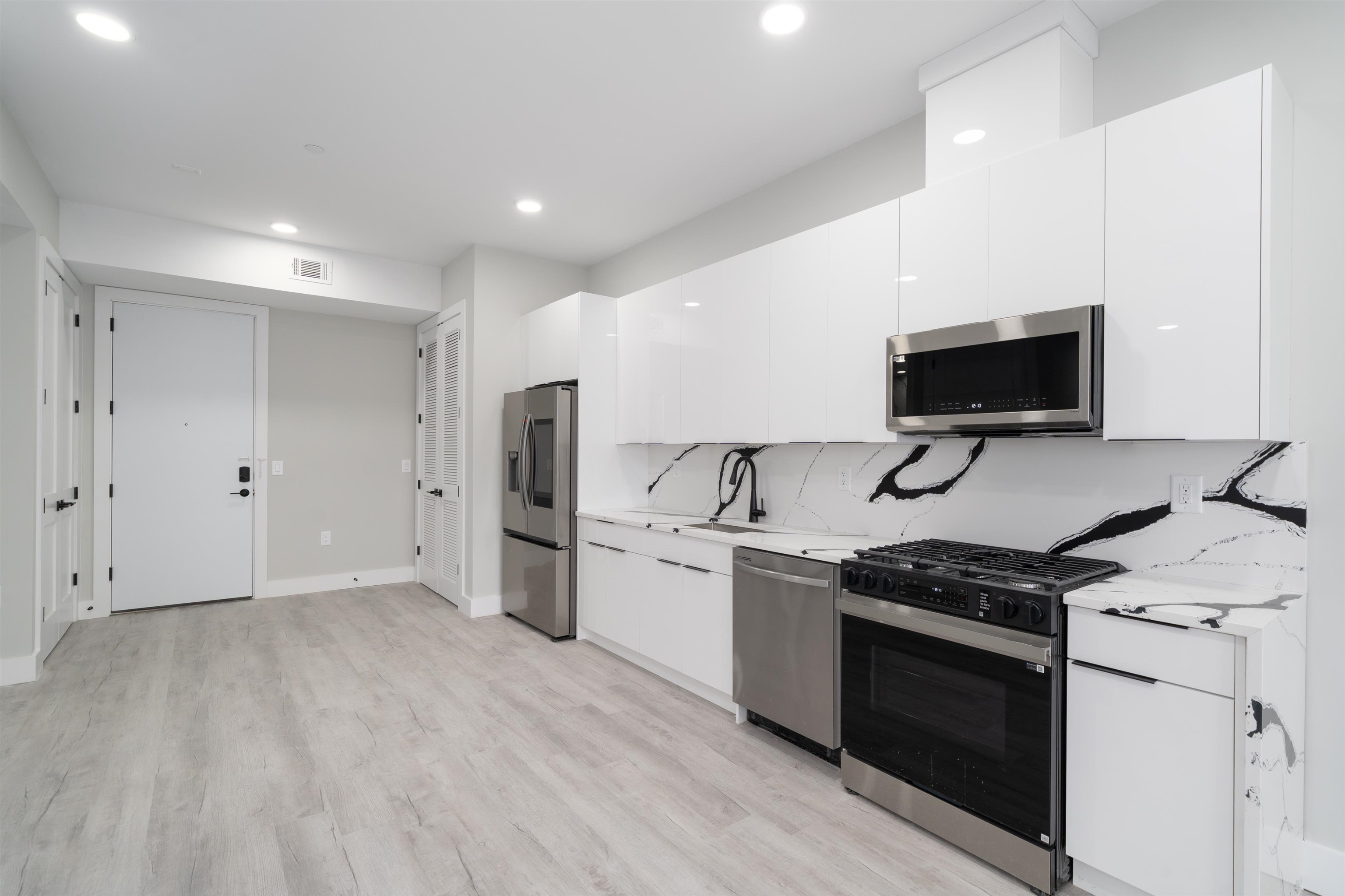 Property Photo: 187 Culver Ave 411A NJ 07305