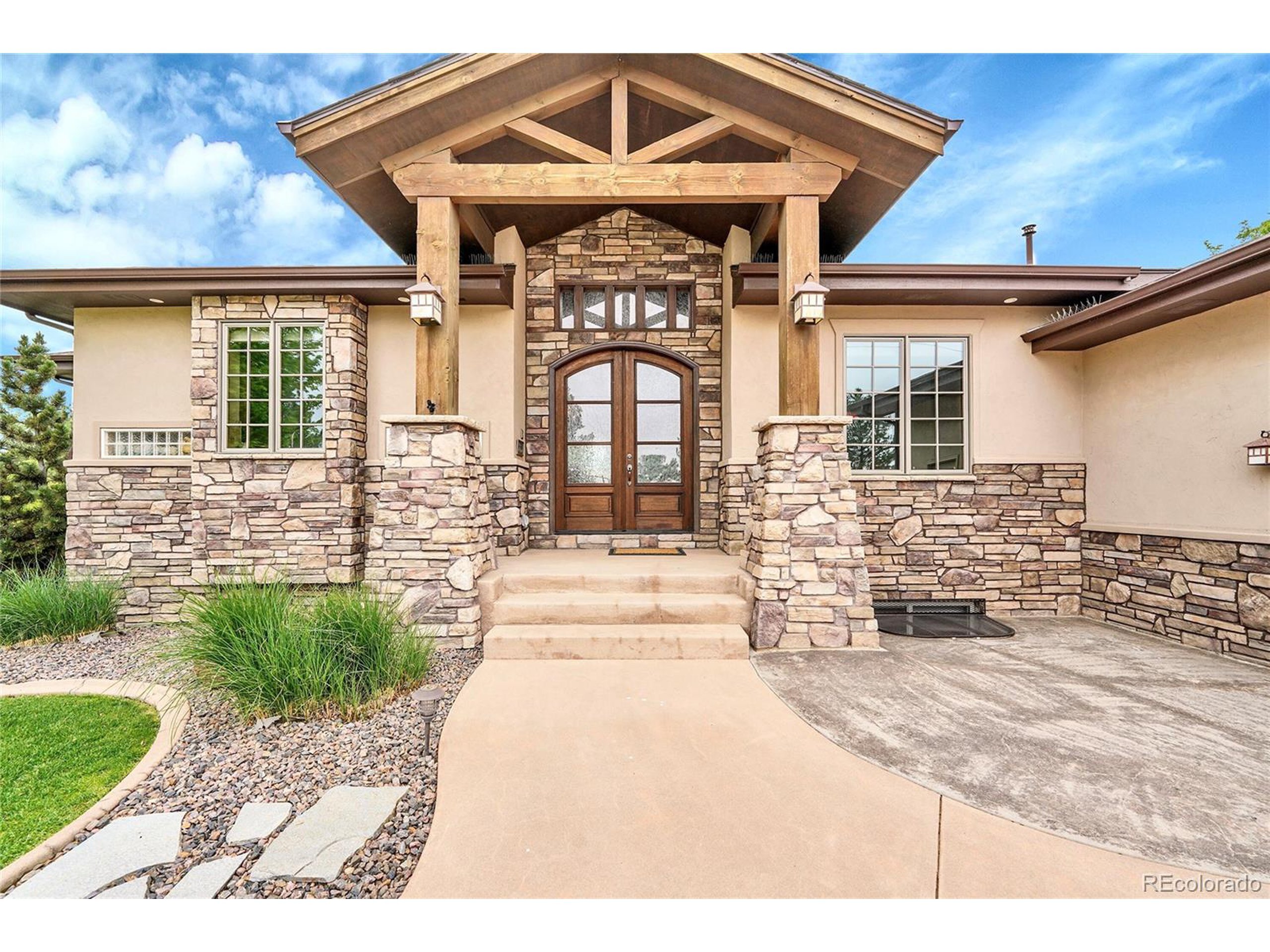 Property Photo:  6349 Southridge Greens Blvd  CO 80525 