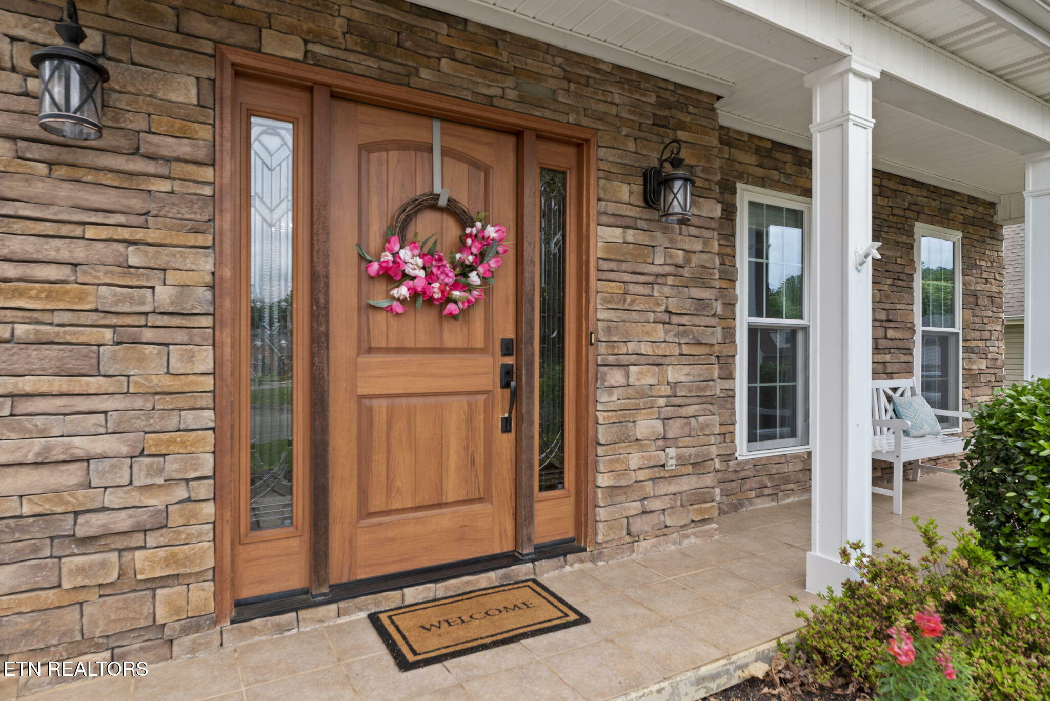 Property Photo: 717 Briar Way TN 37923