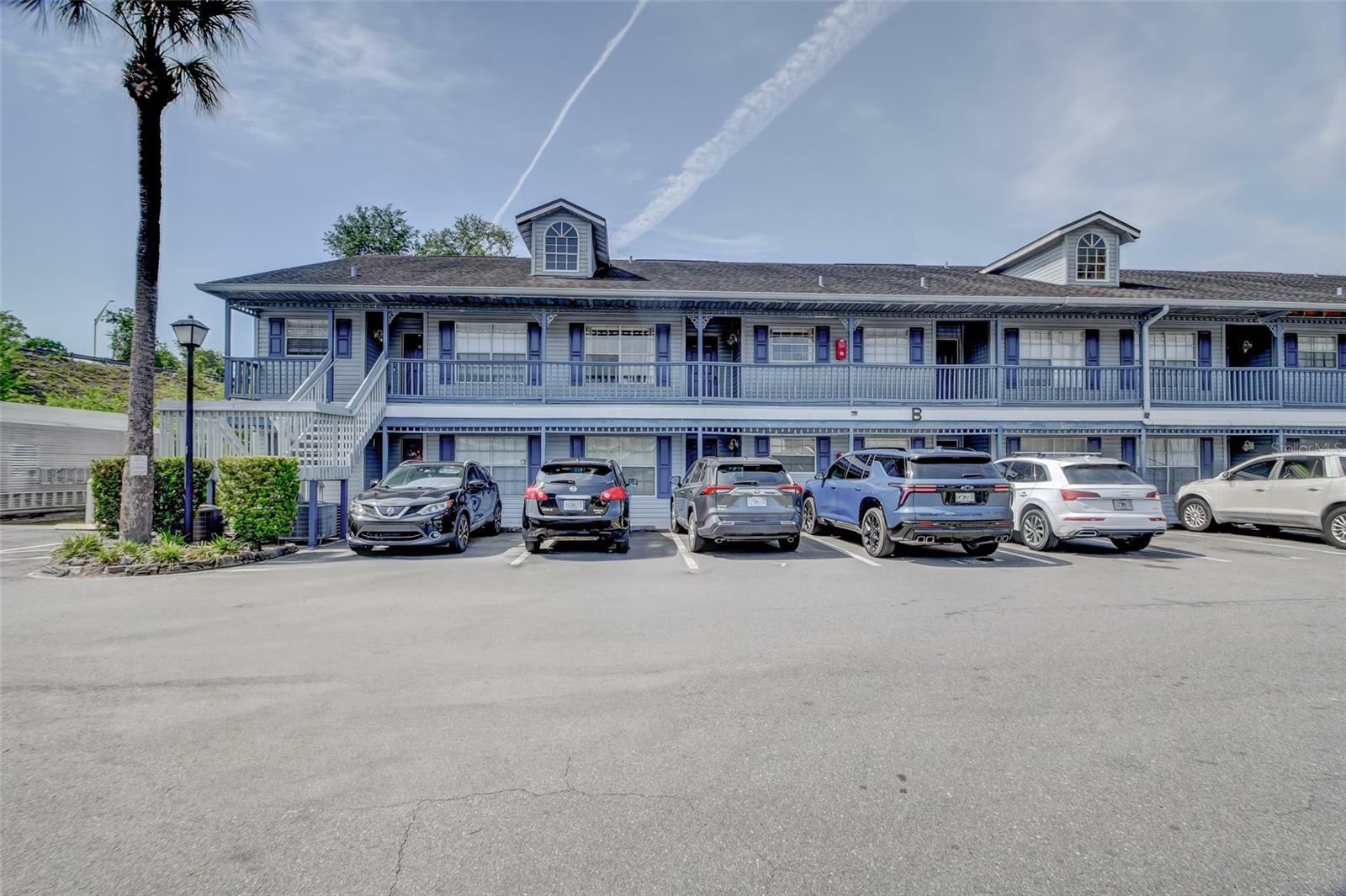 Property Photo: 313 Dirksen Drive B15 FL 32713
