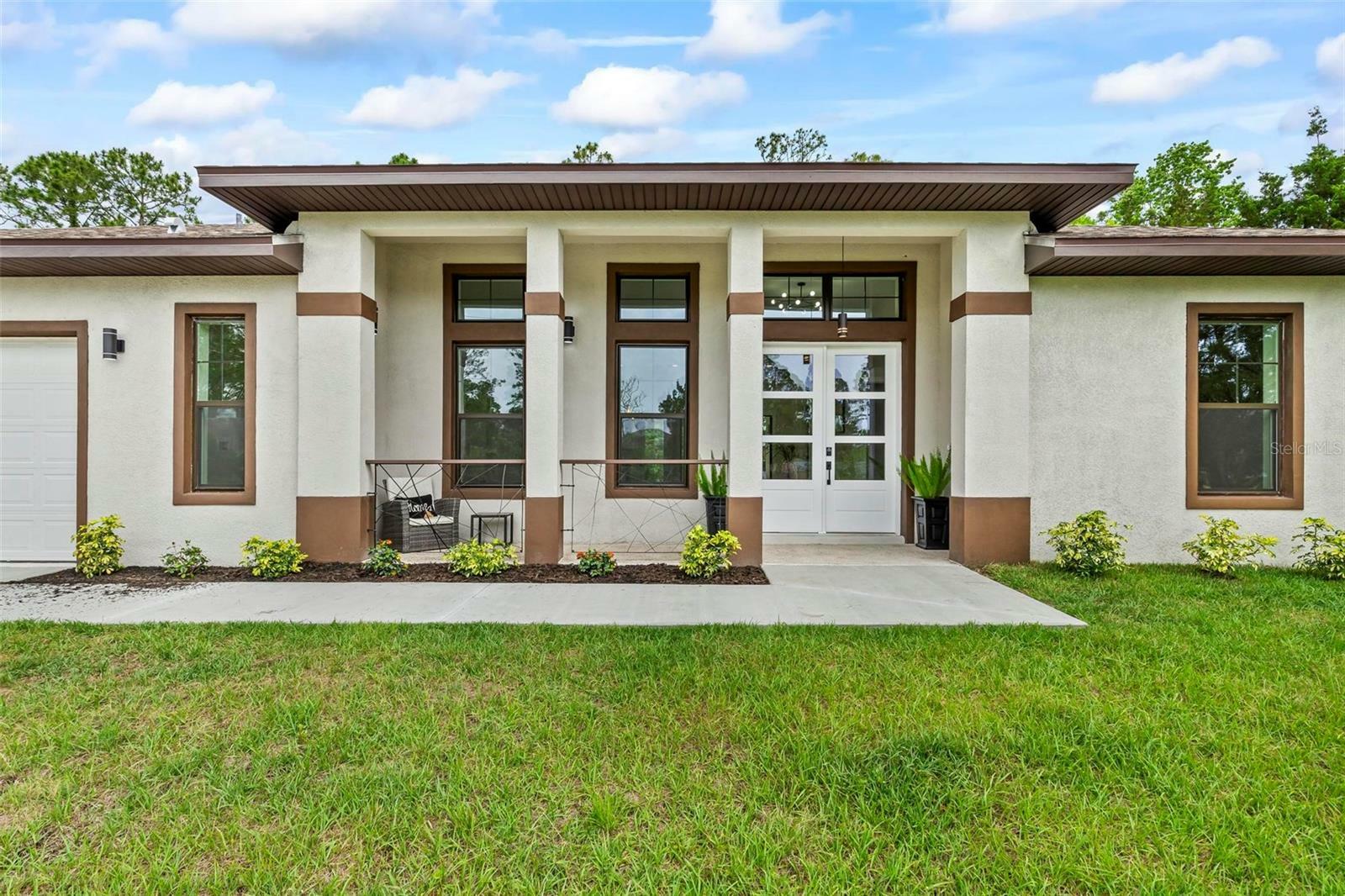 Property Photo: 62 Whittington Drive FL 32164