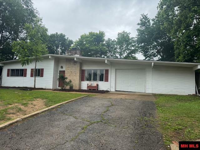 Property Photo: 506 E 1st Street AR 72653
