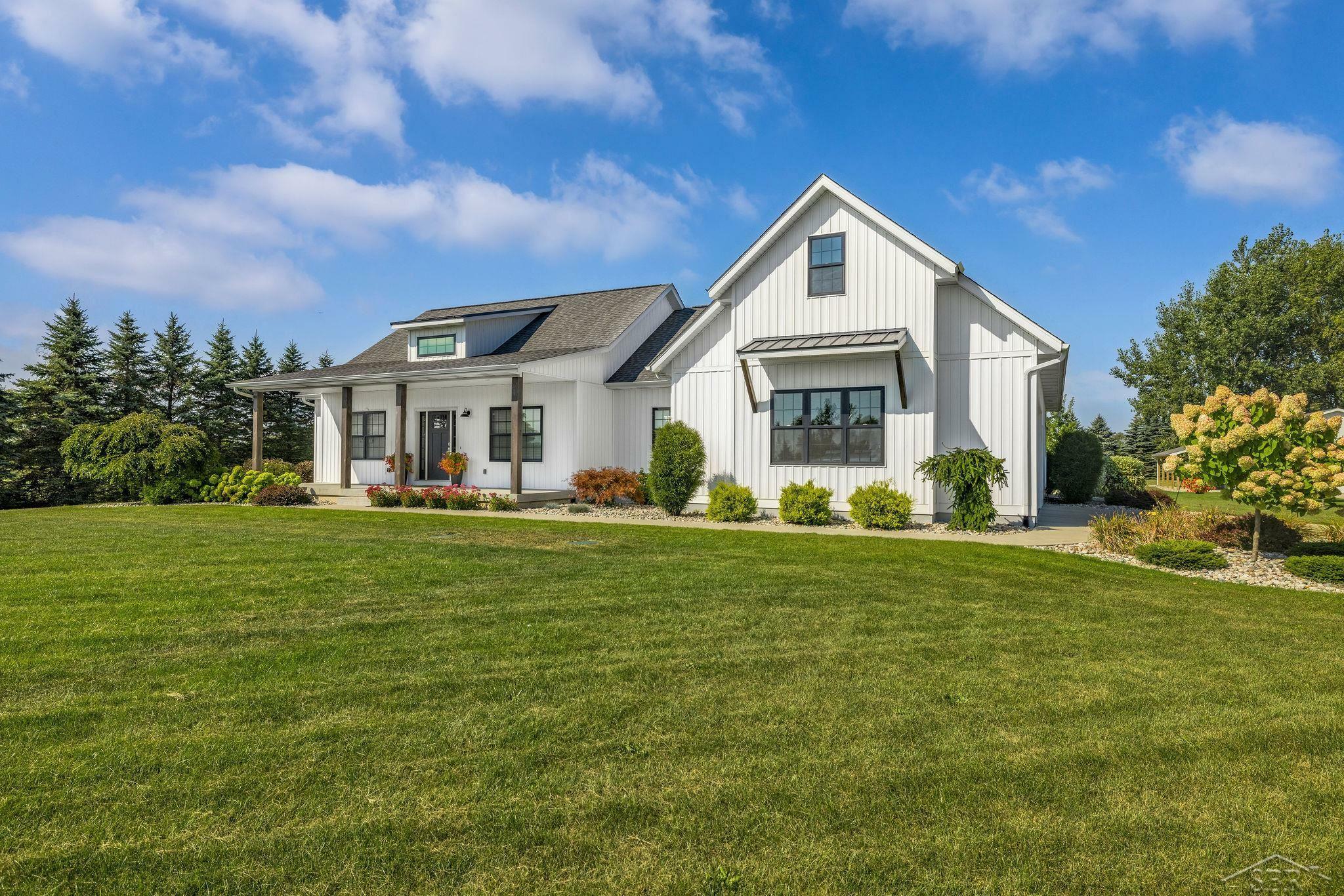 Property Photo: 5353 N Graham Road MI 48623
