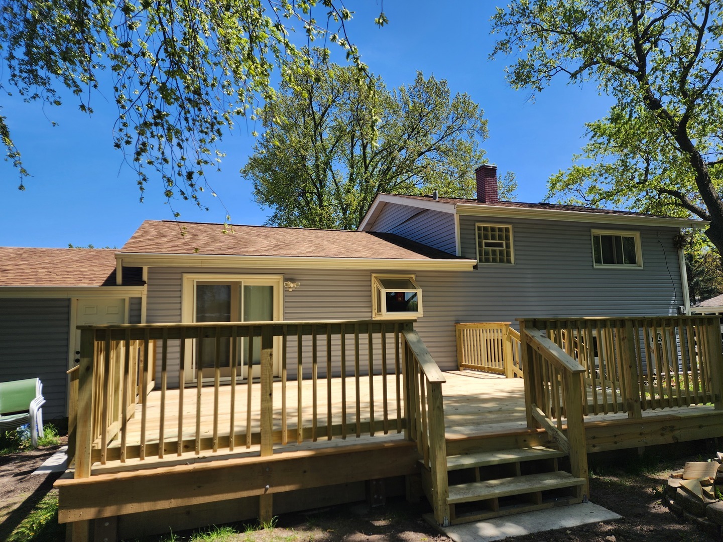 Property Photo: 1352 Glen Ellyn Road IL 60139