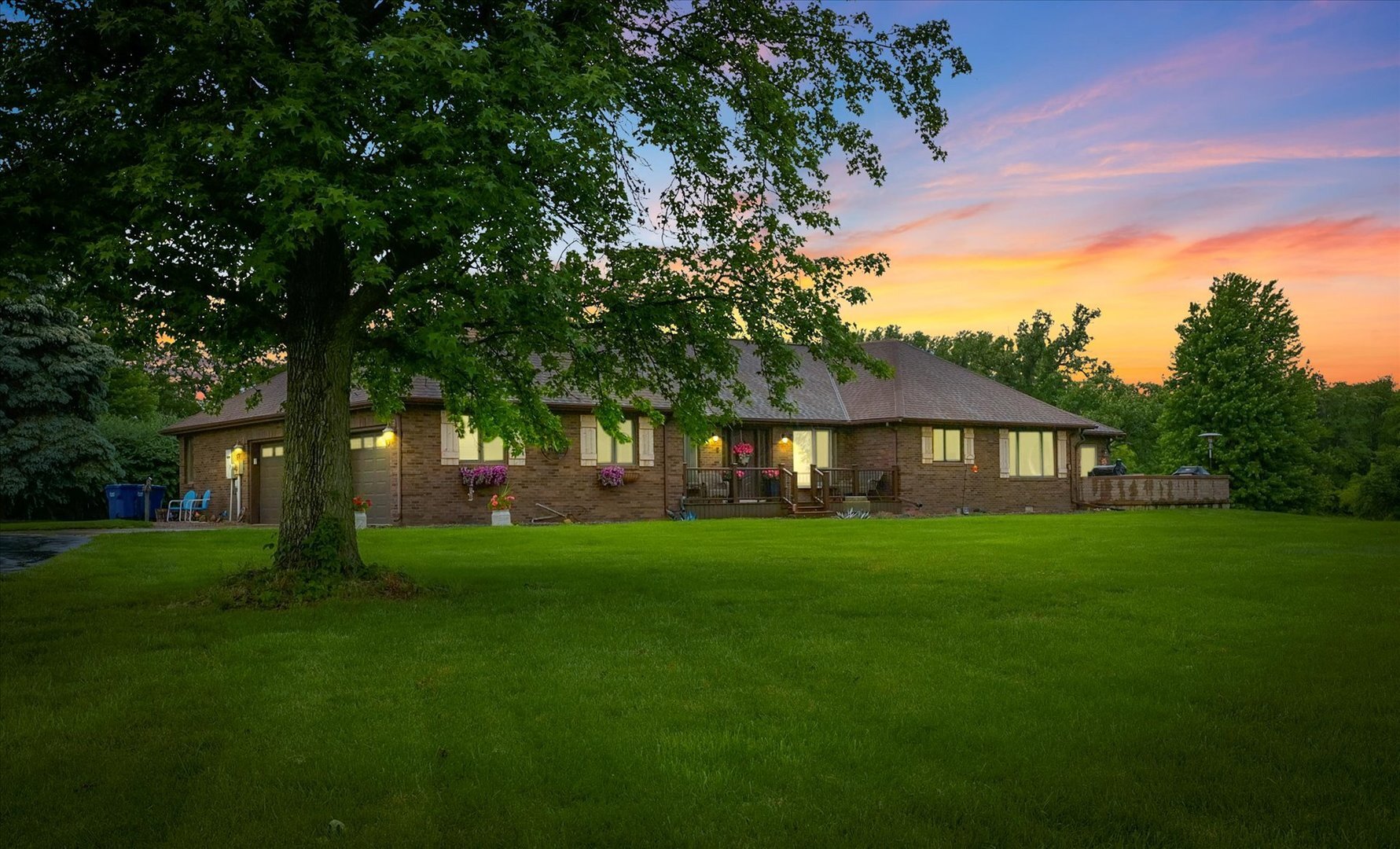 Property Photo: 10561 Sunnyland Road IL 61842