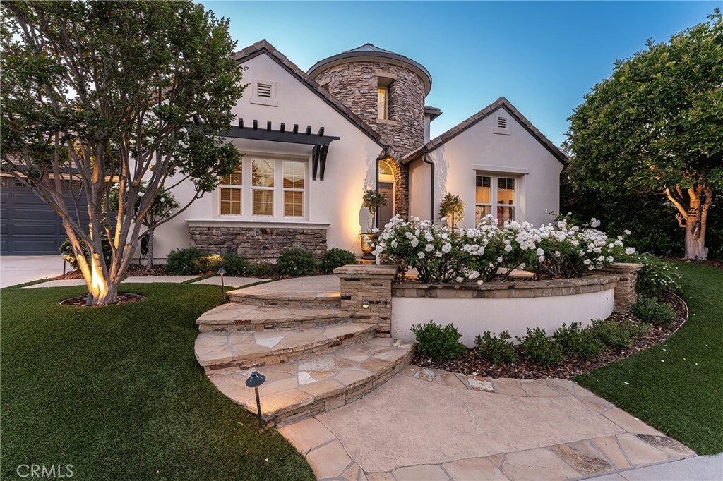 Property Photo: 3995 Prado Del Trigo CA 91302