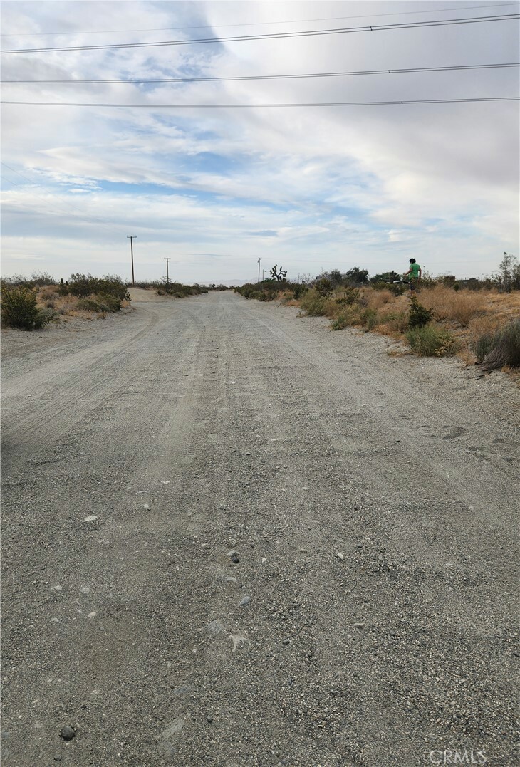Property Photo: 15 Beekley CA 92371