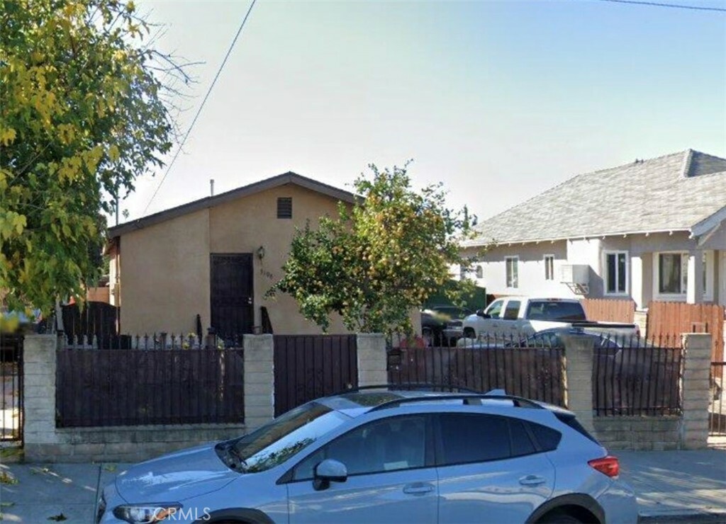 Property Photo:  3108 E 2nd Street  CA 90063 