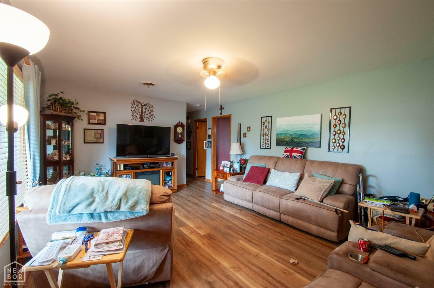 Property Photo: 1608 N Easy AR 72401