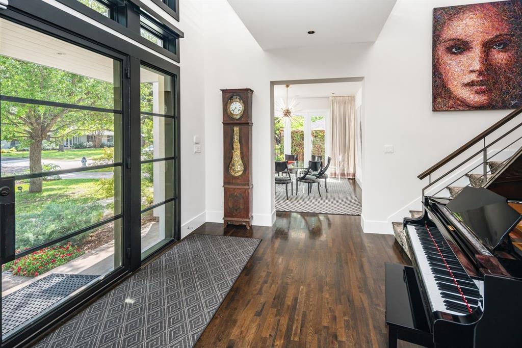 Property Photo: 5811 Meletio Lane TX 75230