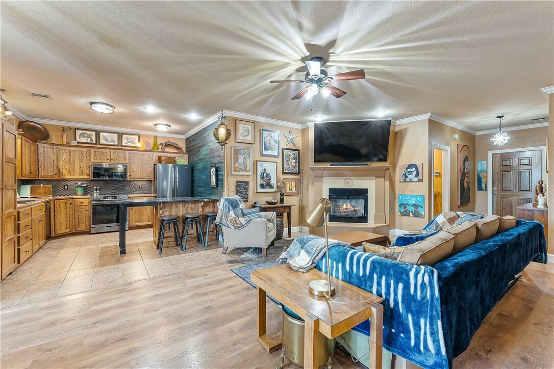Property Photo: 1521 NE Young Avenue AR 72712