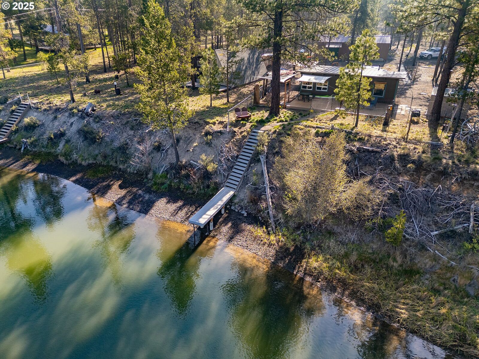 Property Photo: 16585 Gray Wolf Ln OR 97707