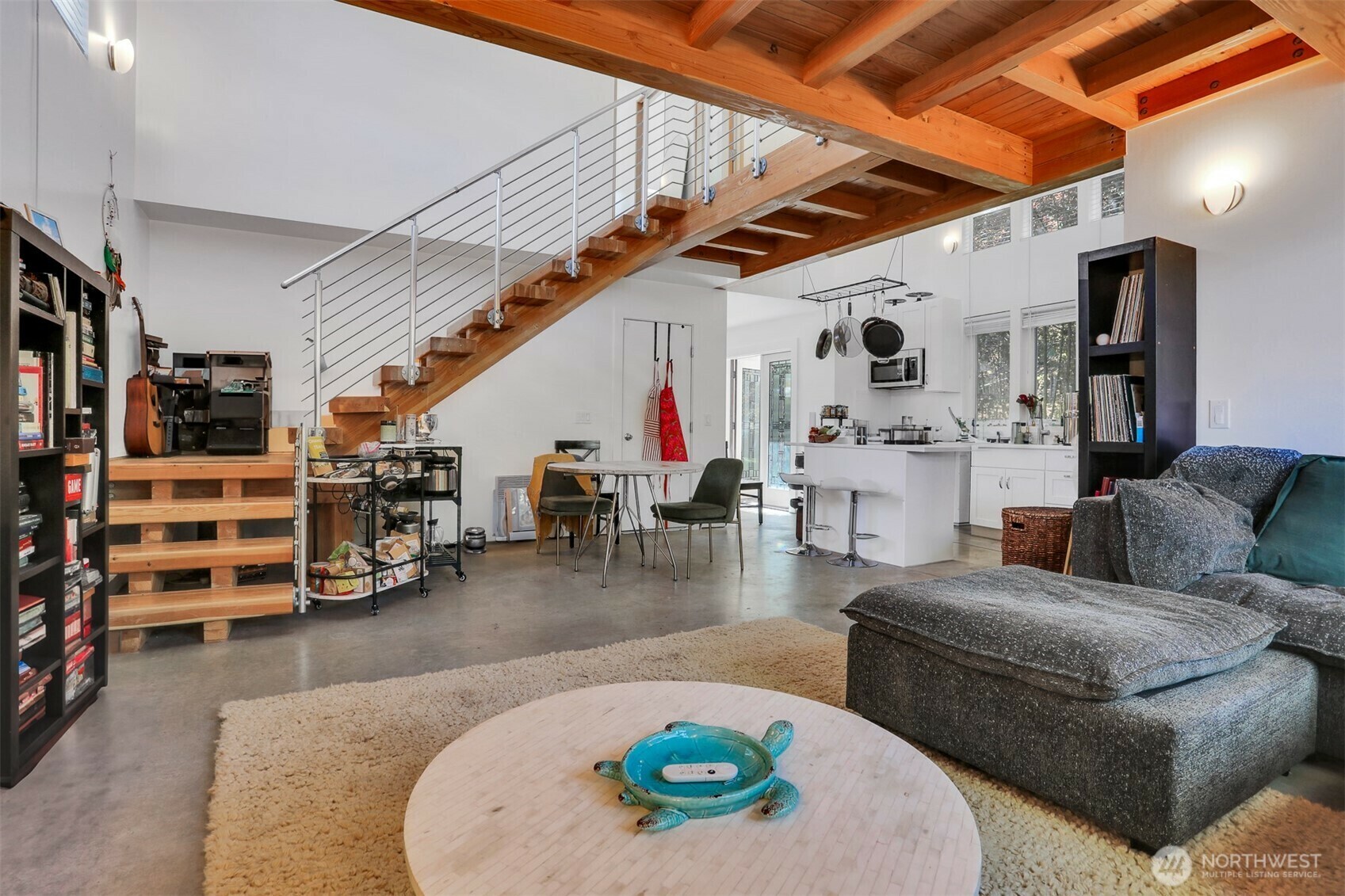 Property Photo: 1028 E Shelby Street WA 98102