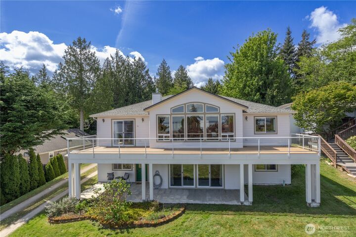 Property Photo:  82  Montgomery Lane  WA 98365 