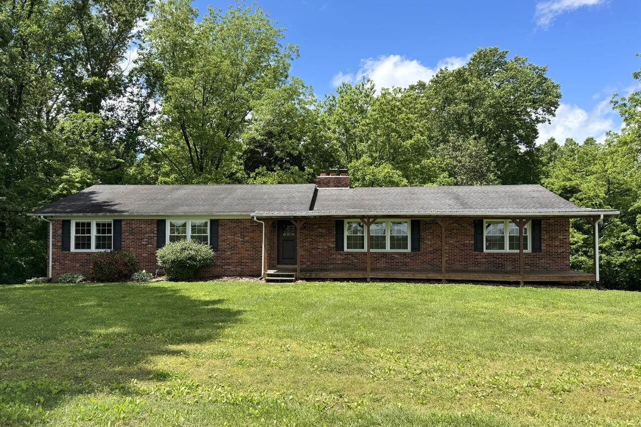 Property Photo: 3341 Clare Road KY 42134