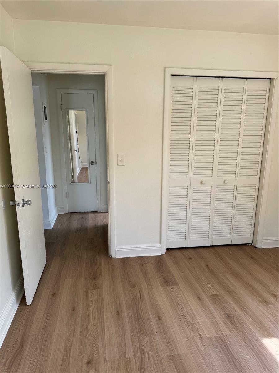 Property Photo:  1490 NE 118th Ter 1490  FL 33161 