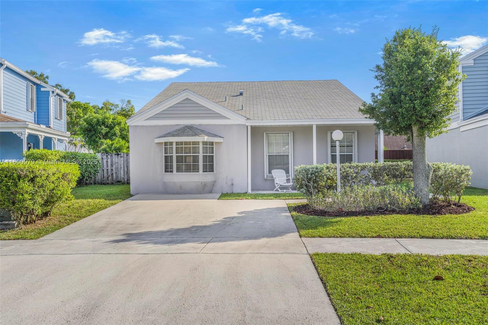 Property Photo: 12780 SW 146th Ln FL 33186