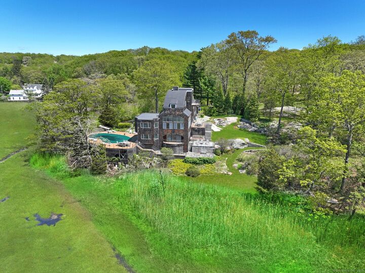 Property Photo: 48 Andrews Road CT 06437