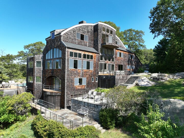 Property Photo:  48 Andrews Road  CT 06437 
