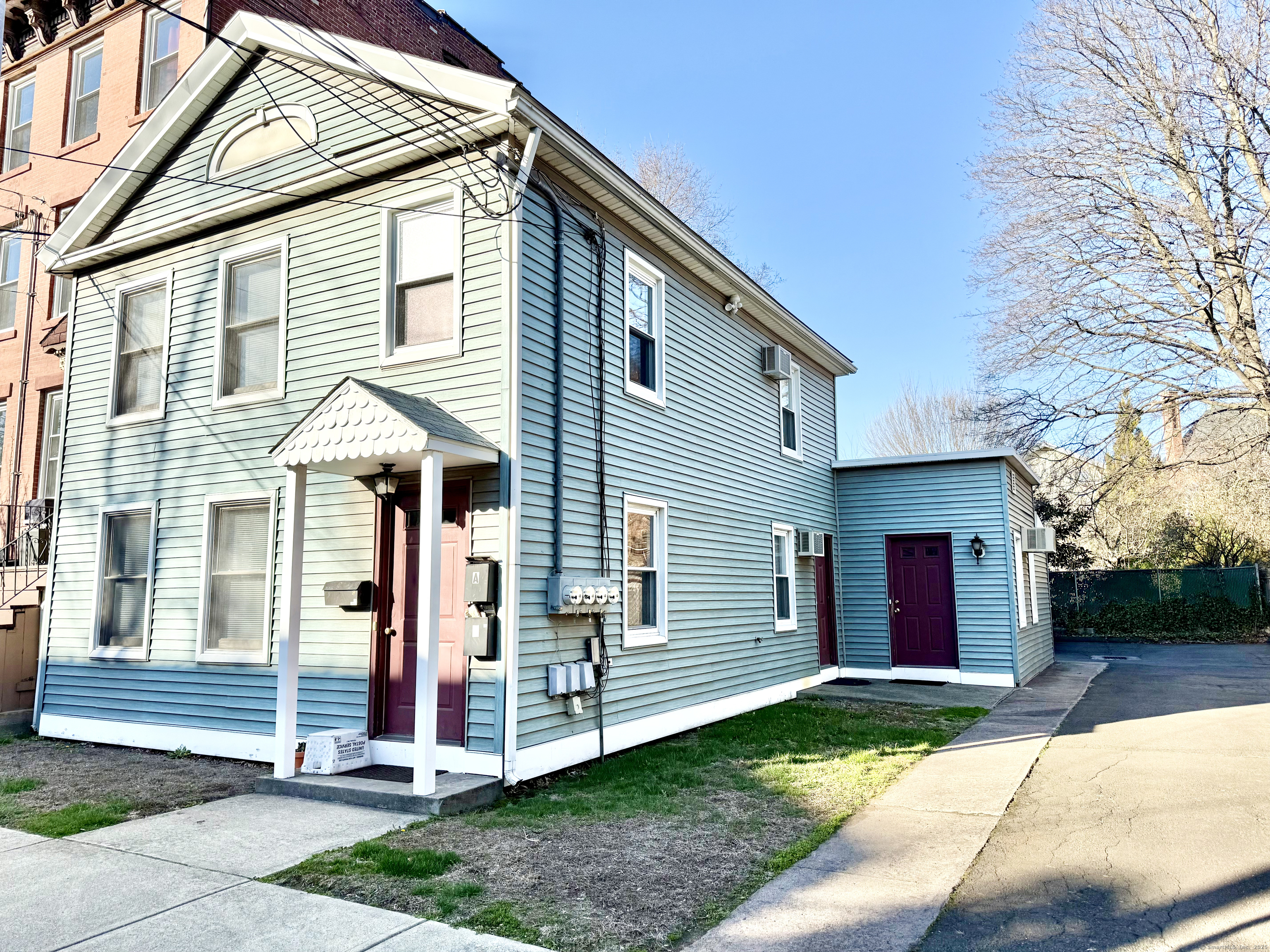 Property Photo: 139 Bradley Street C CT 06511