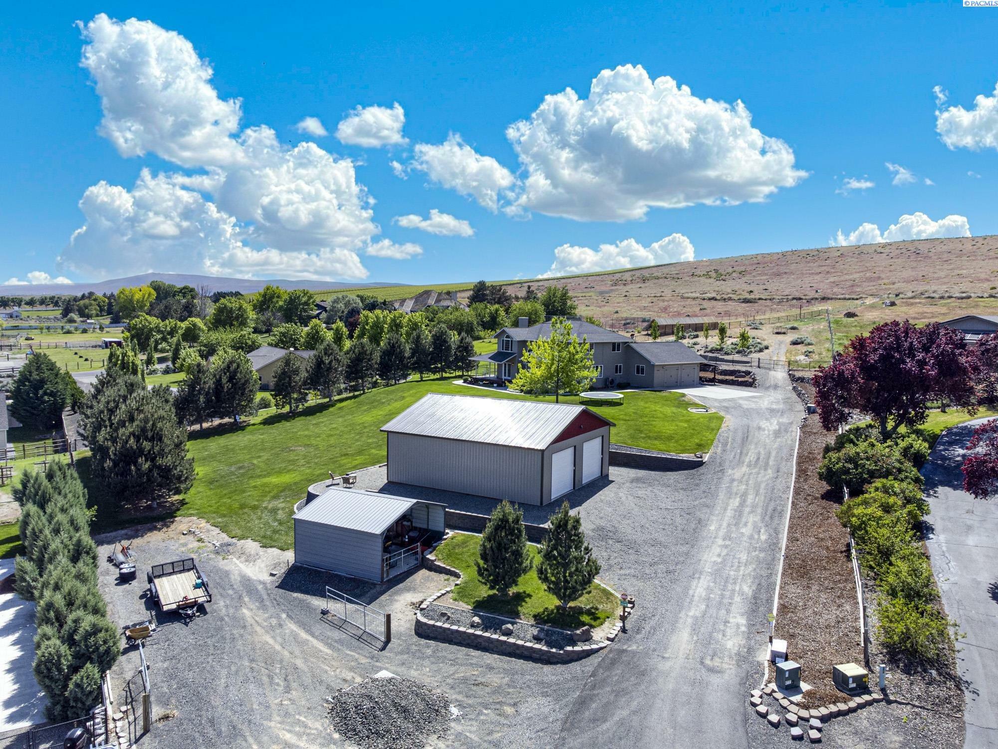42207 E Carlsbad Ct  West Richland WA 99352 photo