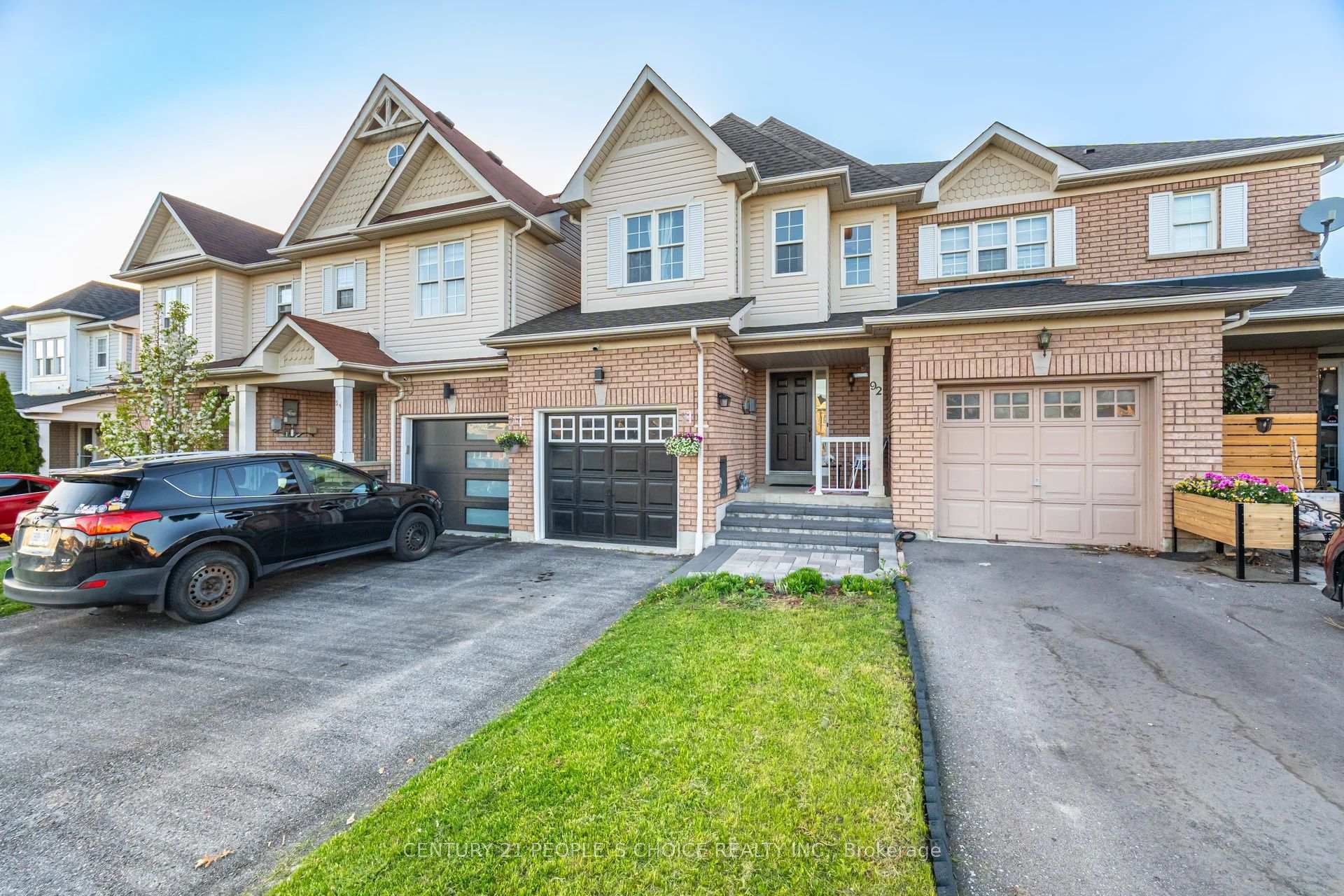 Photo de la propriété: 92 Kirkland Place ON L1P 1X1