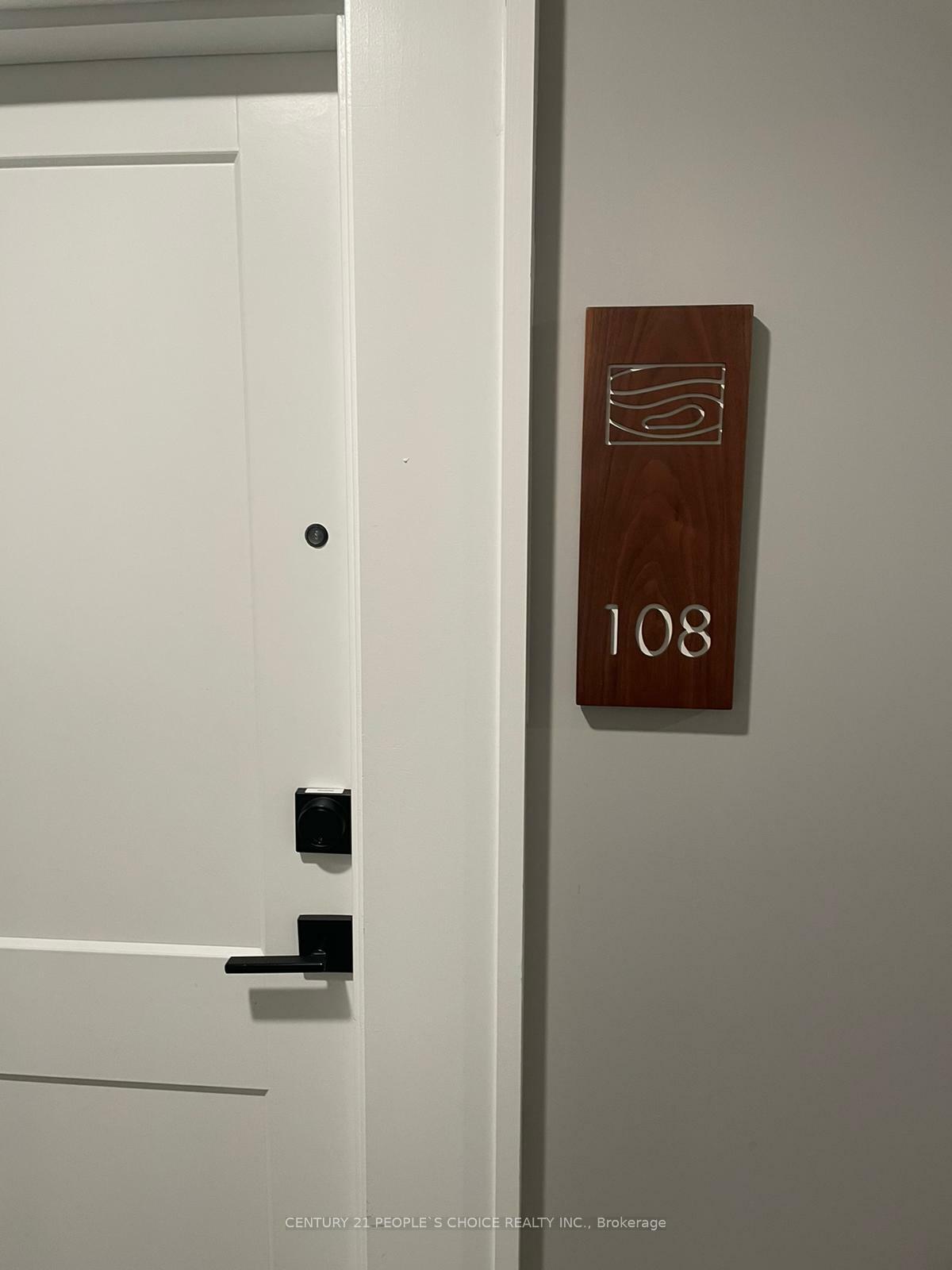 Property Photo: 480 Callaway Road 108 ON N6G 0N8