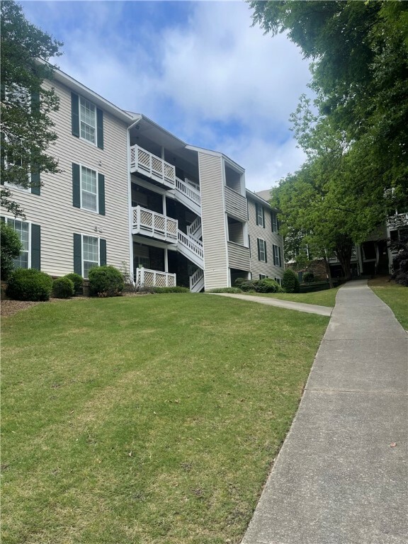 Property Photo: 102 Calhoun Street 230 SC 29631