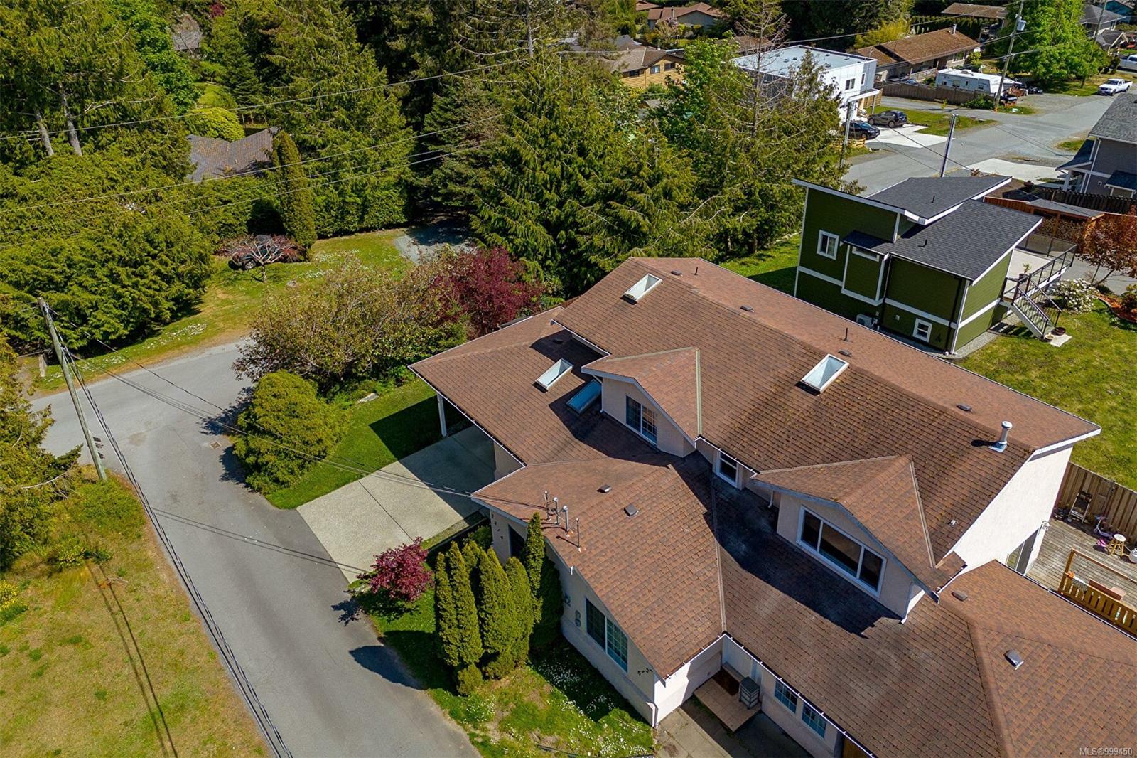 Property Photo: 2214 French Rd S BC V9Z 1J5