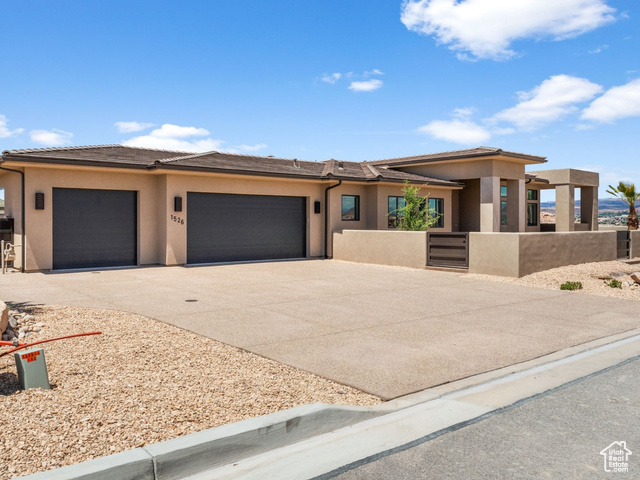Property Photo: 1526 S Shale Dr UT 84790