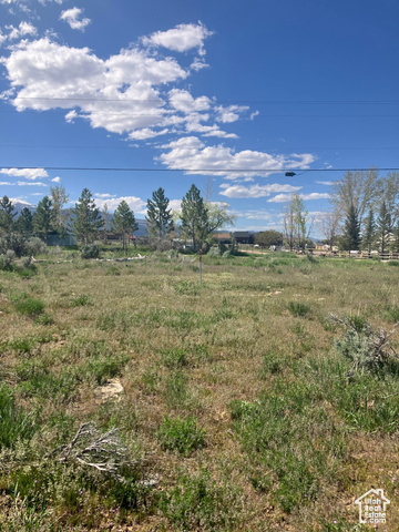 Property Photo: 600 E 15000 N UT 84662