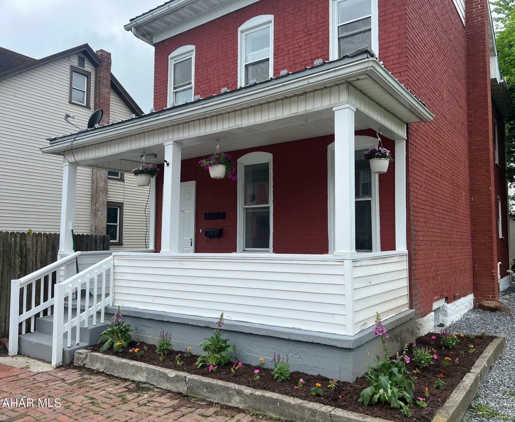 Property Photo: 2306 5th Avenue PA 16602