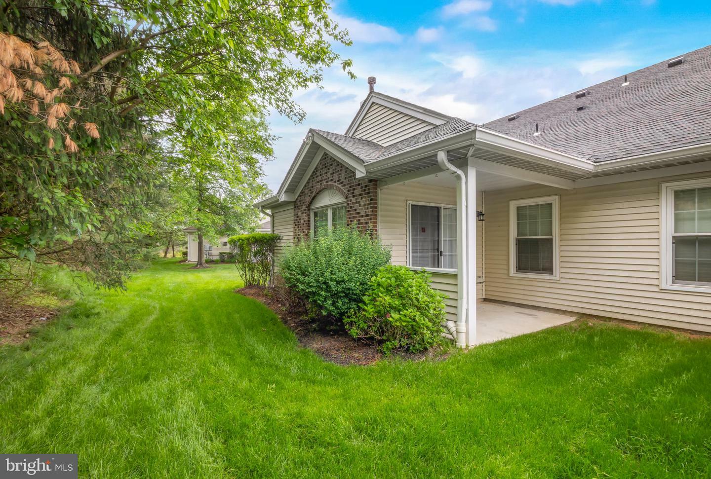 Property Photo:  803 Ginger Court  NJ 08054 