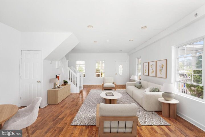 Property Photo:  15 S Pine Avenue  NJ 08052 