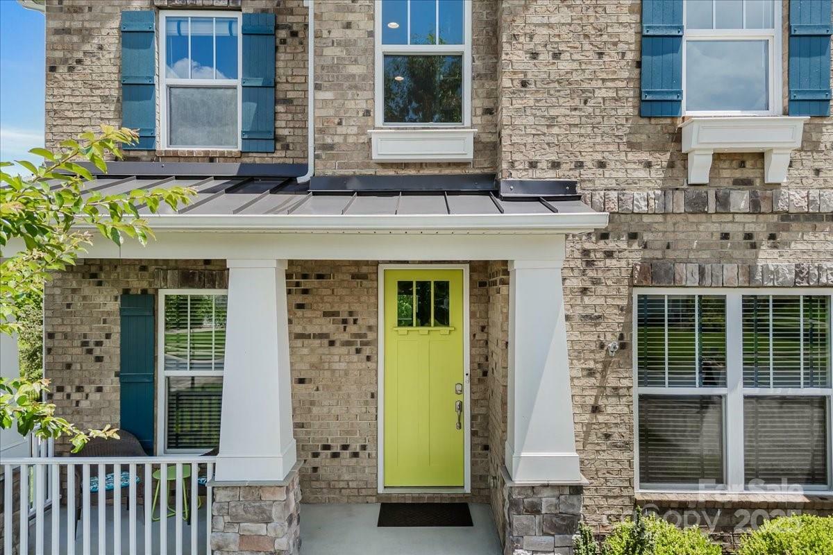 Property Photo: 5366 Meadowcroft Way SC 29708